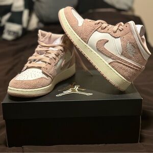 Nike Pink and White Jordan 1